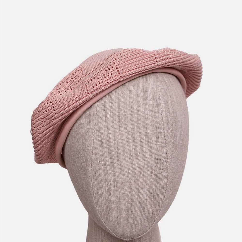 GUCCI GENUINE Pink Knit Beret with Ribbon Tie - Women's Fashion Accessory - Picture 3 of 10